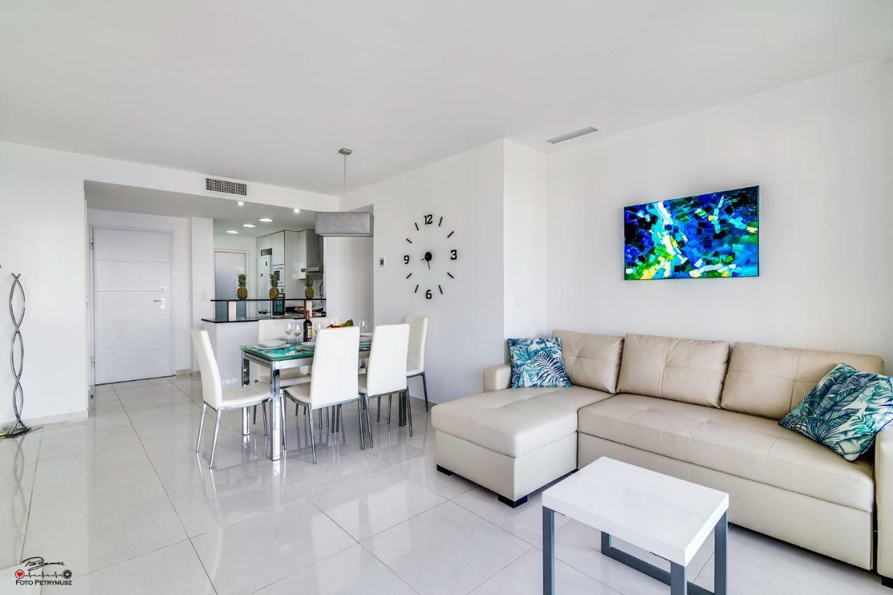 Torrevieja - Punta Prima Sea Senses Apartman Kültér fotó