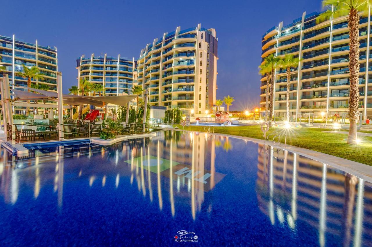 Torrevieja - Punta Prima Sea Senses Apartman Kültér fotó